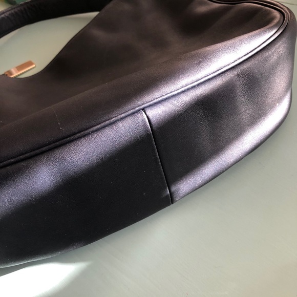 Large Coach shoulder bag. - Picture 6 of 16